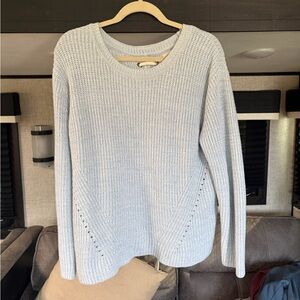 Elegant Women's Gray Knit Sweater